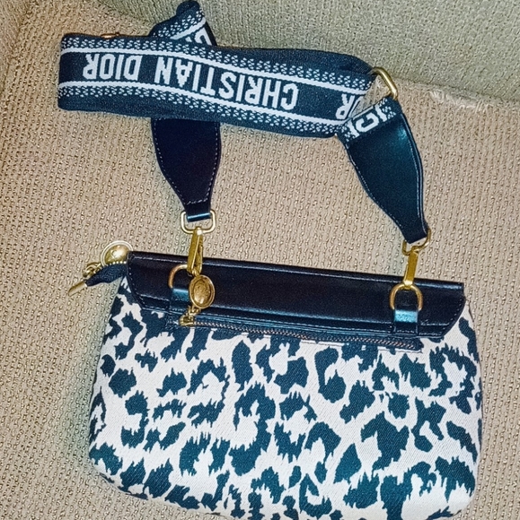 Christian Dior small handbag - Picture 4 of 15